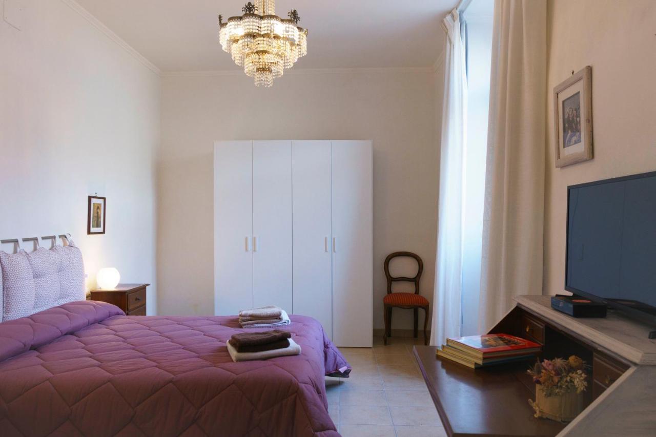 Appartamento Piazza Santa Maria Nuova Viterbo Exteriör bild
