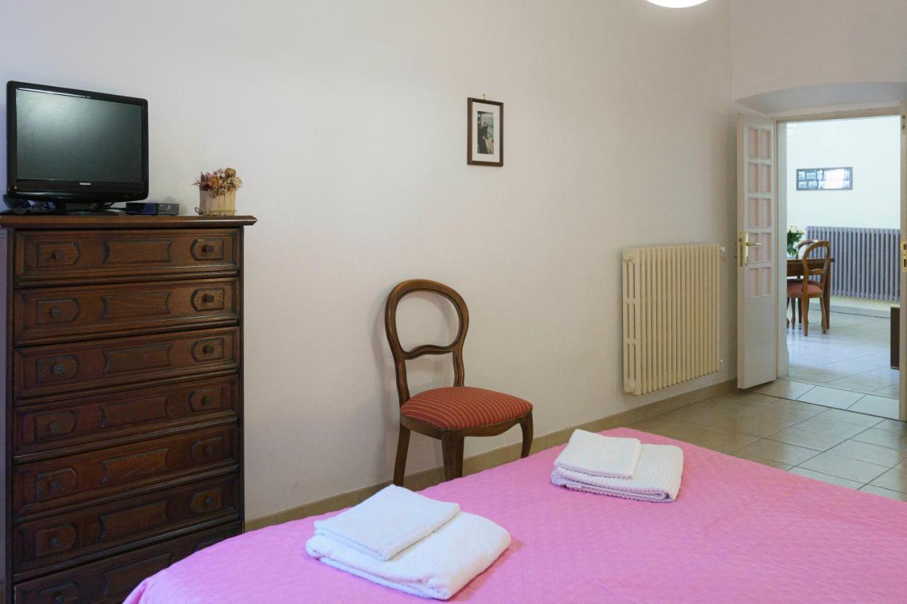 Appartamento Piazza Santa Maria Nuova Viterbo Exteriör bild