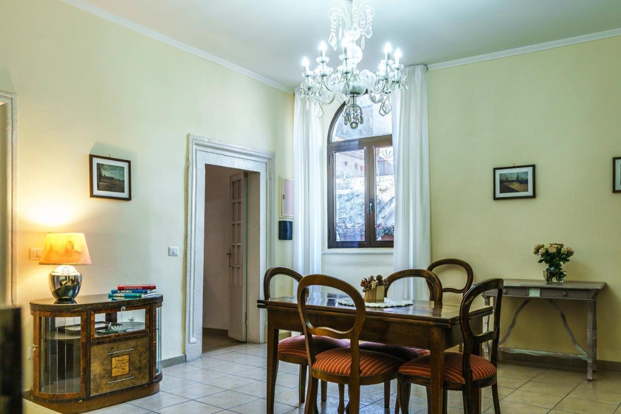 Appartamento Piazza Santa Maria Nuova Viterbo Exteriör bild